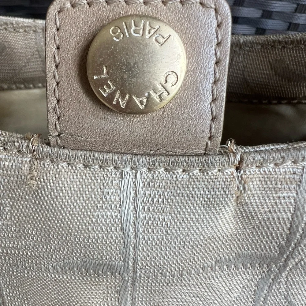 CHANEL Cream Canvas Travel Line
